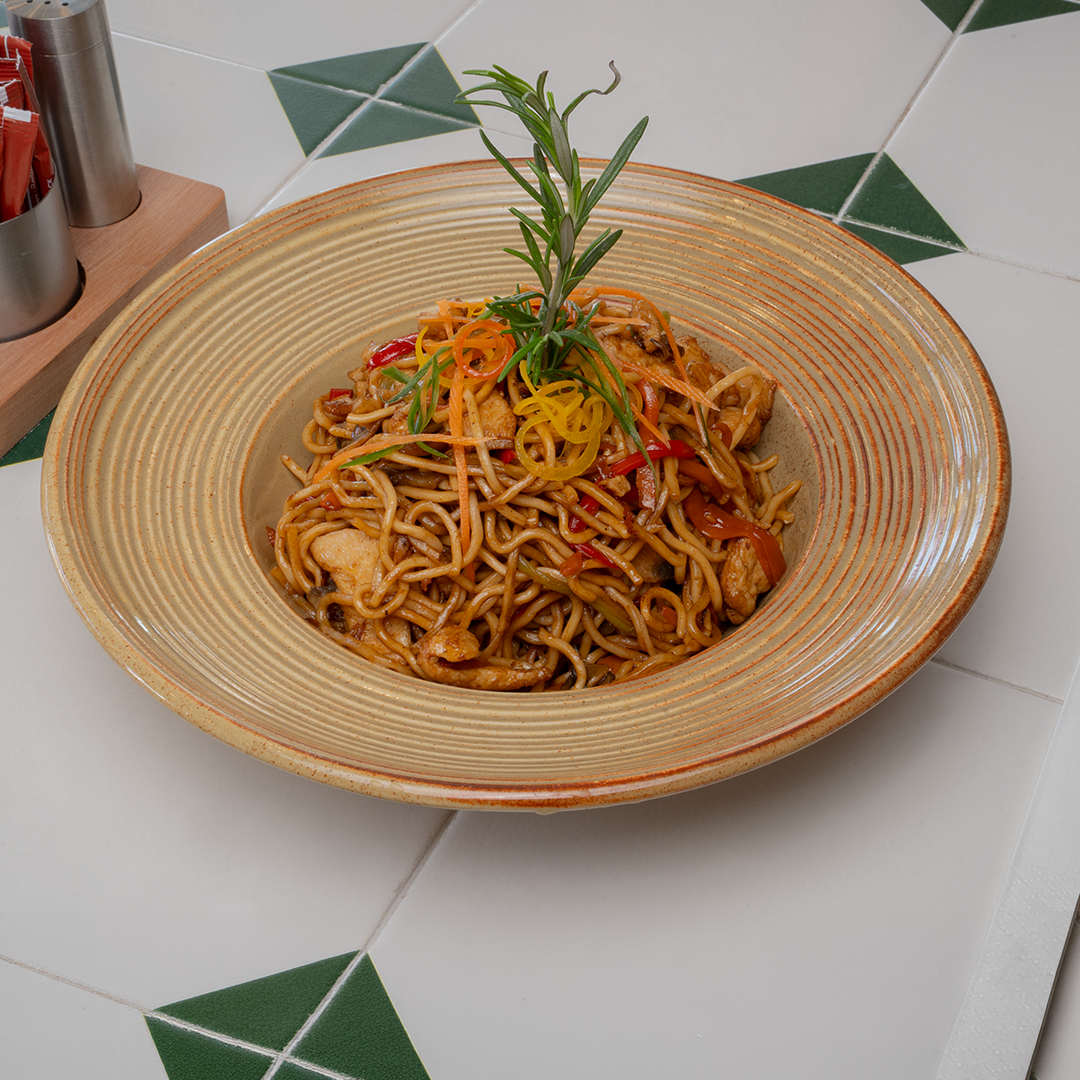 TAVUKLU NOODLE