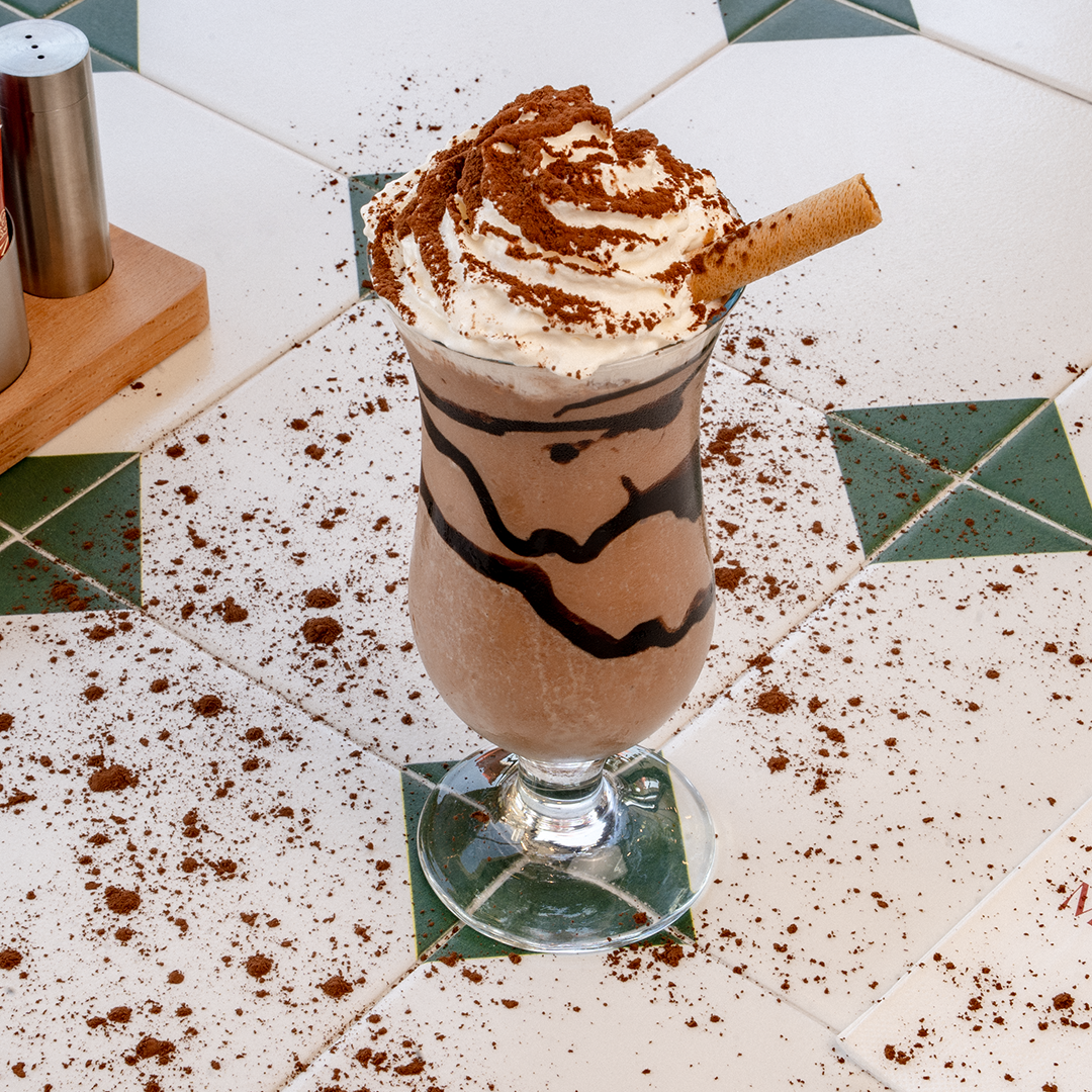 ÇİKOLATALI MİLKSHAKE
